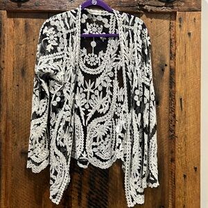 Simply Couture Black Cream Lace Csrdigan